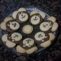 A picture of Panda biscuits.