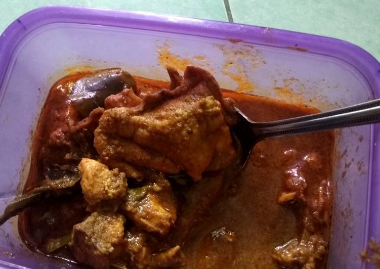 Resep Ayam bumbu padang kare yang Bisa Manjain Lidah