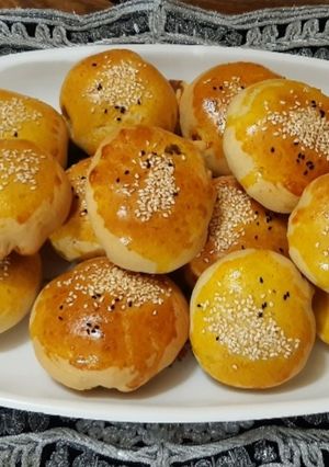 عکسی از دستور 😋پیراشکی با خمیرجادویی در فر😋