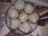 पेठा पनीर लड्डू (Petha paneer ladoo recipe in Hindi)