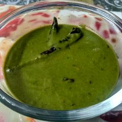 A picture of Palak kadi.
