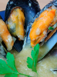 Una foto de Mejillones al Volcán | Mejillones en Salsa