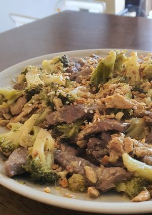 Foto resep Simple Stir-Fry Beef and Broccoli - AAP Recipe