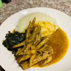 A picture of Chicken feet.