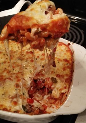 A picture of Italian mac'a'role.