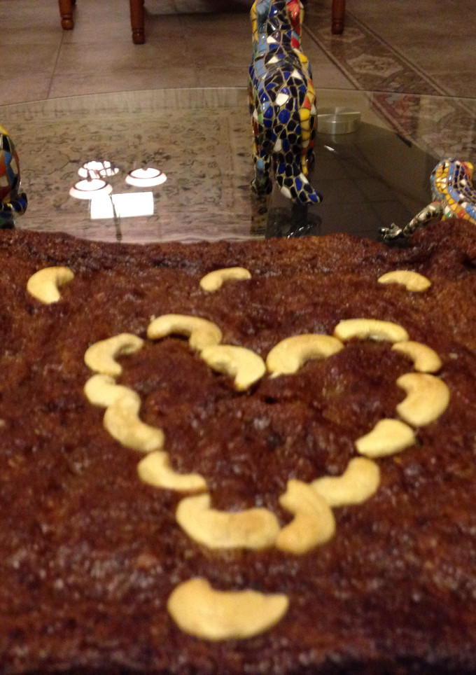 A picture of Carrot and Dates cake.