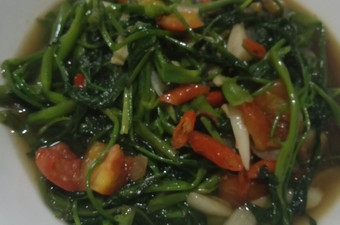 Cara Gampang Menyiapkan Tumis kangkung terasi enak dan sedap yang Lezat Sekali