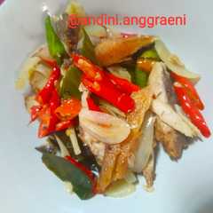 A picture of Tongkol suwir (tips).