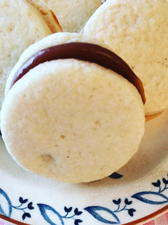 Una foto de Alfajores de dulce de leche