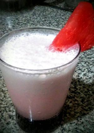 صورة لوصفة عصير البطيخ بالحليب👌👌👌