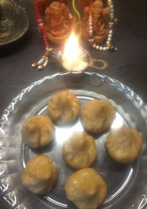 A picture of Atta(gehu) aur suji ke modak.