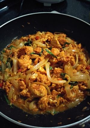 A picture of Spicy sauté chicken.