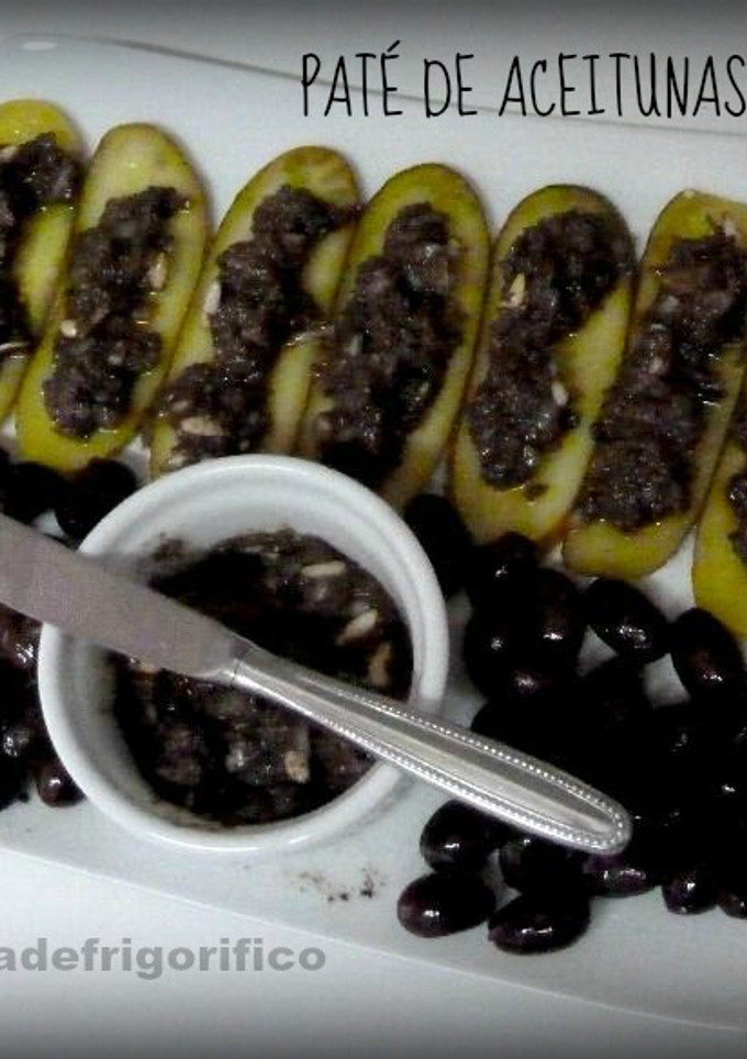 Una foto de Paté de aceitunas negras