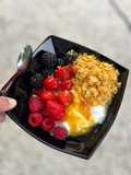 Desayuno con frutos rojos, yogur y Kellogg’s