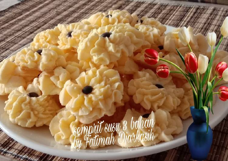 Bagaimana Membuat Semprit Susu 3 Bahan, Bikin Ngiler