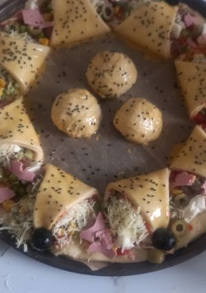 صورة لوصفة بيتزا على شكل نجمة