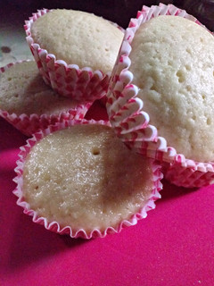 Una foto de Muffins de arroz y coco, apto celíacos