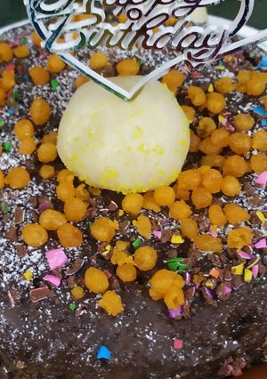 चॉकलेट केक (chocolate cake recipe in Hindi) रेसिपी मुख्य फोटो