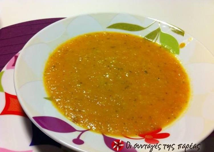 Easy tomato velouté soup