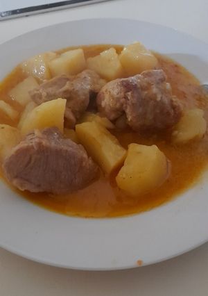 Φωτογραφία της συνταγής Χοιρινό με πατάτες στην κατσαρόλα 🥘