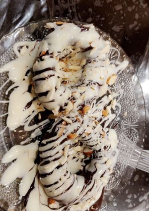 A picture of Chocolate hazelnut doughnuts.