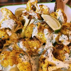 Curry- Lime roasted Cauliflower 💛 A picture of Curry- Lime roasted Cauliflower 💛.
