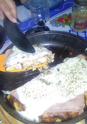 Una foto de Tortilla de papas a la pizza