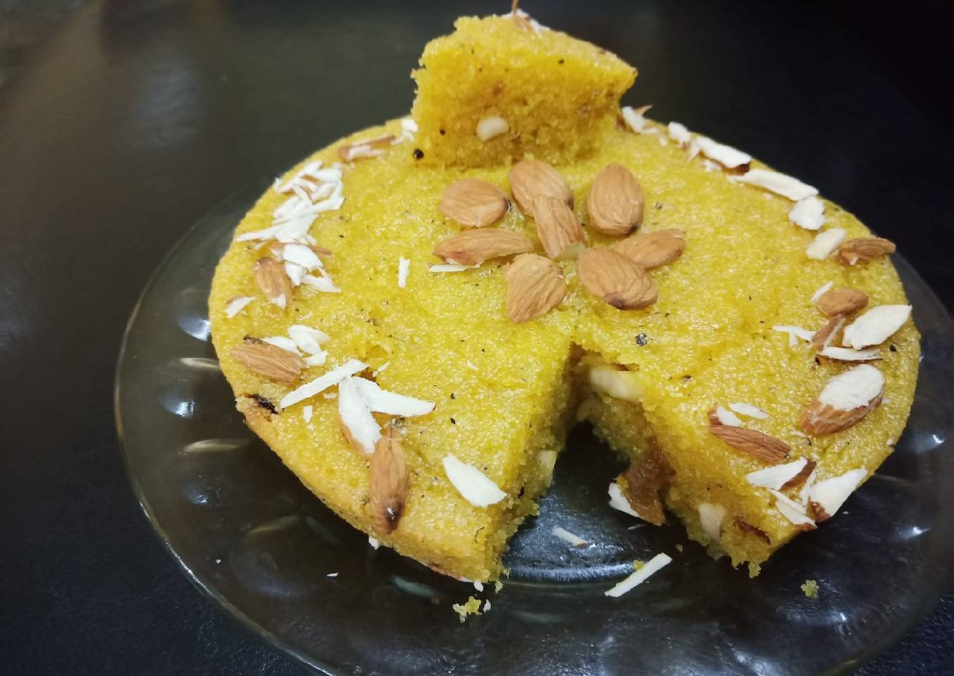 Suji Mango Cake