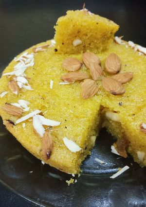 A picture of Suji Mango Cake.
