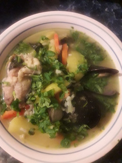 Una foto de Sopa de merluza y cholgas