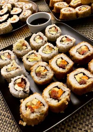 Una foto de Sushi vegetariano 🍱🥢