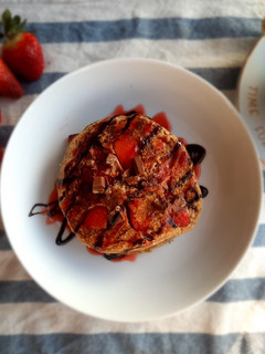 Una foto de Tortitas de fresas 🍓