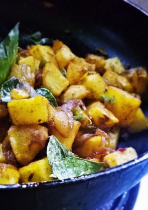 A picture of Aloo Masala.