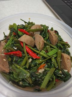 Foto resep Tumis Kangkung Bakso Magic Com