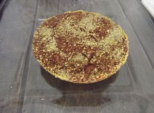 Una foto de Quiche o aplastao de paté Doña Lozano, quelites, amaranto, pinole, betabel  y almendras pal corazón