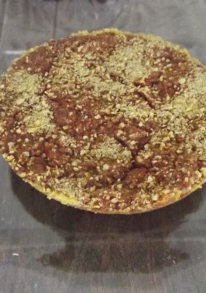 Una foto de Quiche o aplastao de paté Doña Lozano, quelites, amaranto, pinole, betabel  y almendras pal corazón