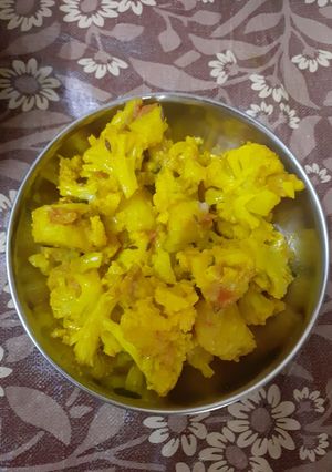 A picture of Aloo Gobhi.