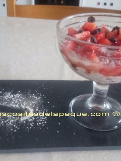 Una foto de Postre ligero de fresas