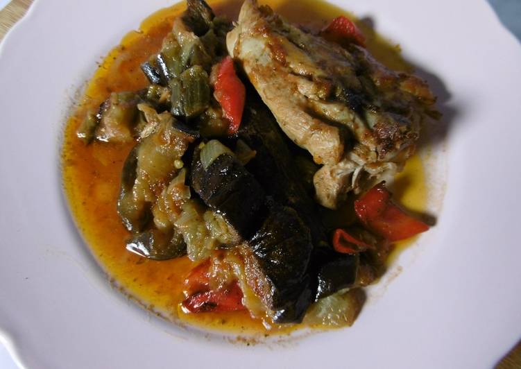 Recipe of Quick Tempting Oven Baked Chicken &amp; Aubergines (Kotopoulo me Melitzanes sto fourno)