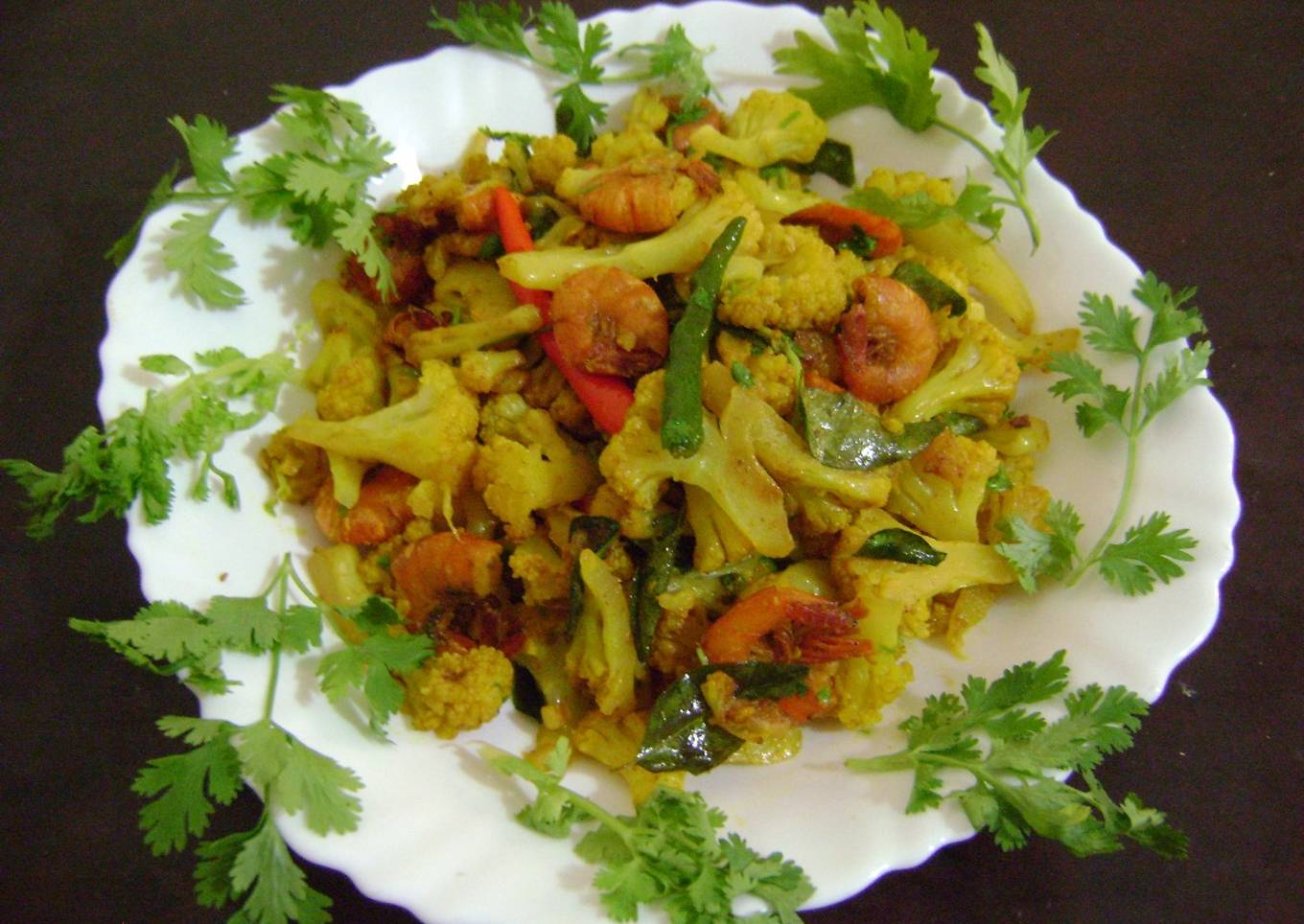 Cauliflower Stir Fry with Prawns