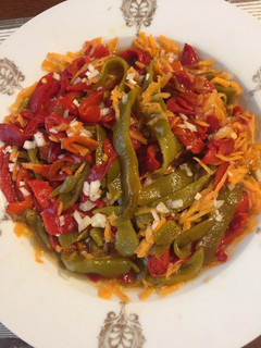 Una foto de Ensalada de pimientos