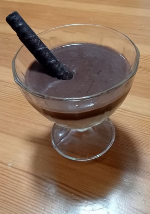 Una foto de Natillas de dos colores (vainilla y chocolate)