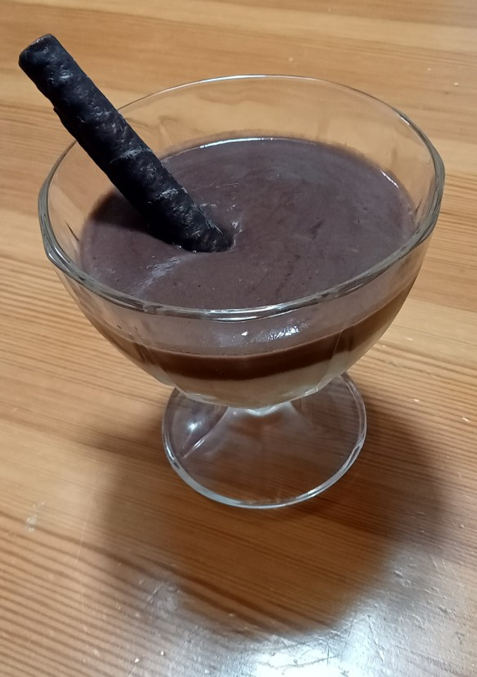 Una foto de Natillas de dos colores (vainilla y chocolate)