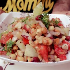 A picture of Peanut chaat.