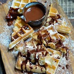A picture of Wafels.