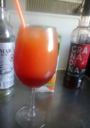 Una foto de Trago President