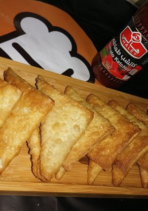 A picture of Cheese Samosa.