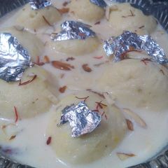 A picture of Ras Malai.