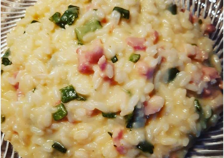 Risotto cremoso zucchine, pancetta e Philadelphia