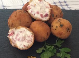 Foto principal de Bolas de Queso Philadelphia con Jamón serrano